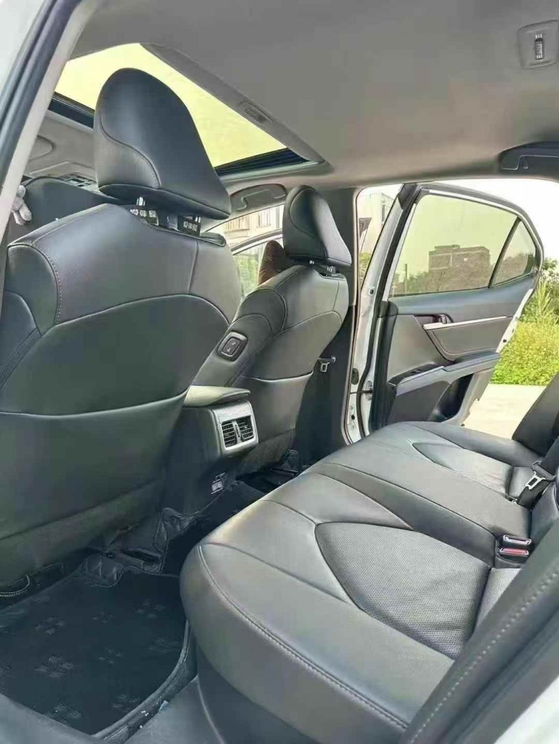 广州23年丰田凯美瑞6