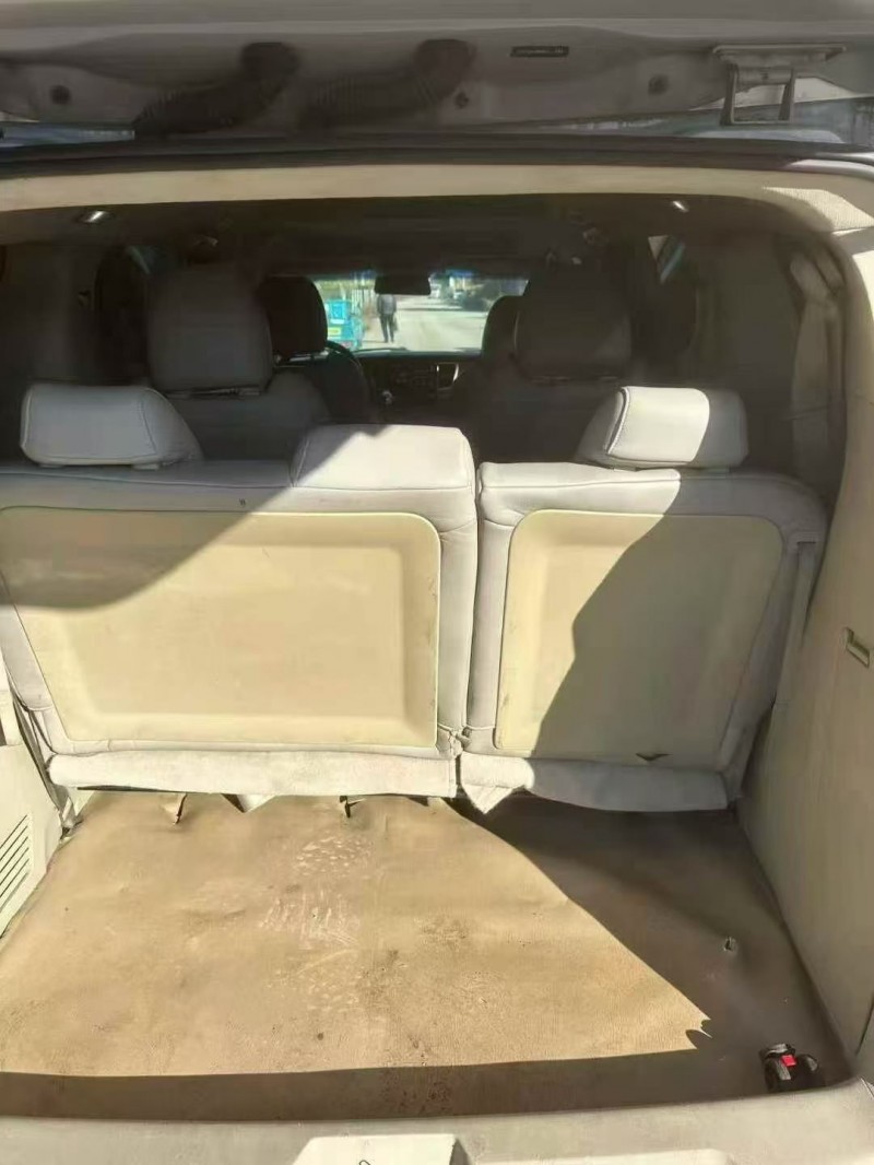 济宁15年别克GL84