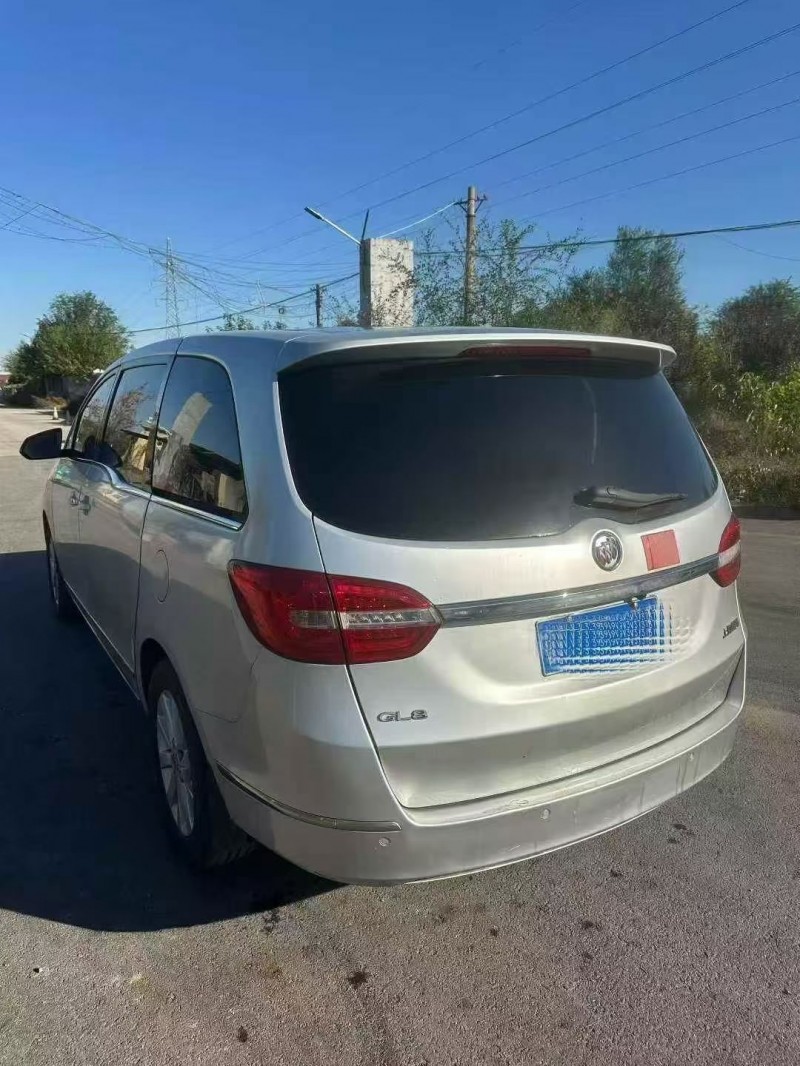 济宁15年别克GL88