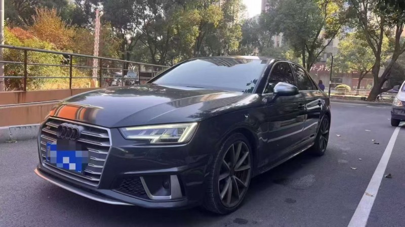 衢州19年奥迪S43