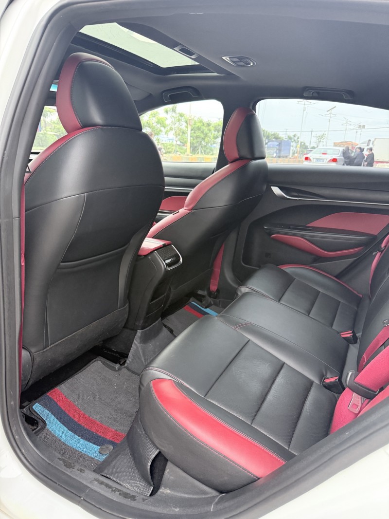 潮州22年吉利缤瑞4