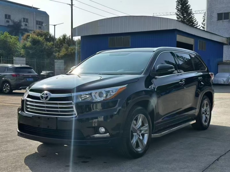 广州17年丰田汉兰达2