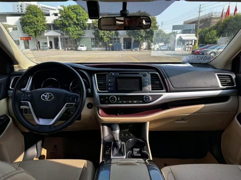 广州17年丰田汉兰达6