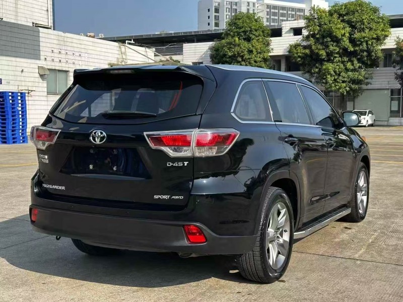 广州17年丰田汉兰达8