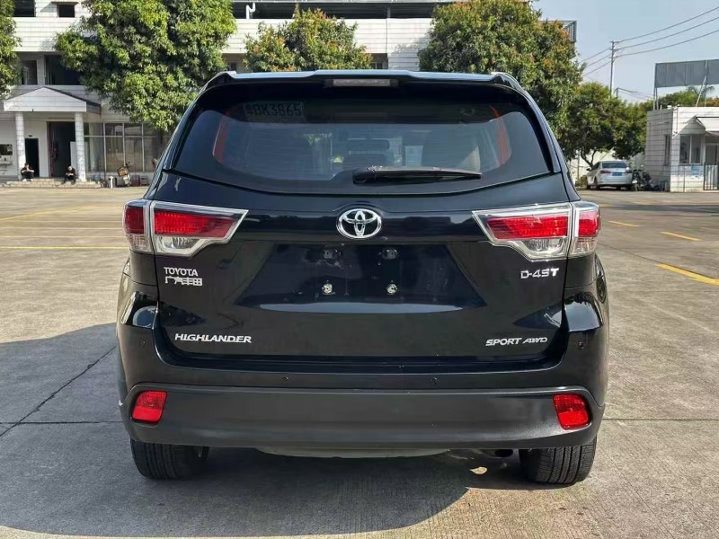 广州17年丰田汉兰达9