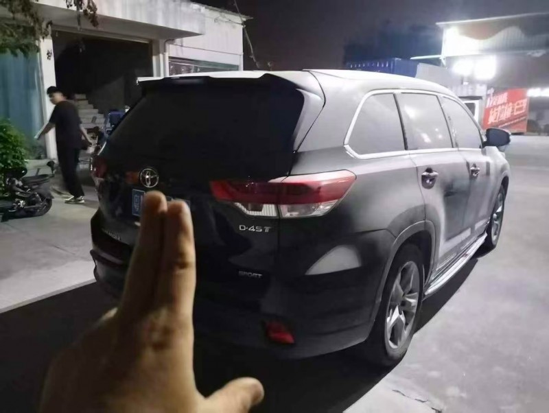 广州21年丰田汉兰达3