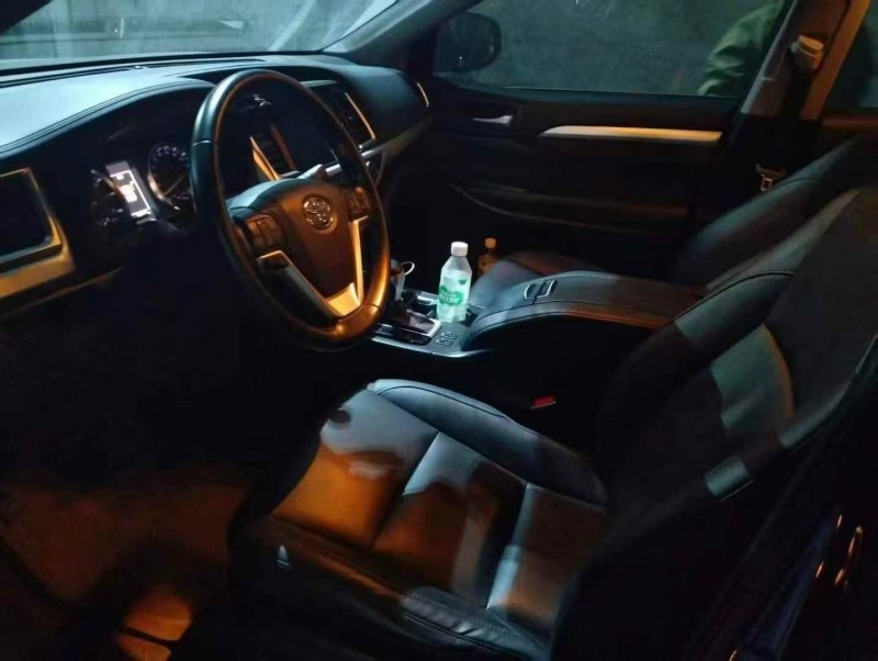 广州21年丰田汉兰达4