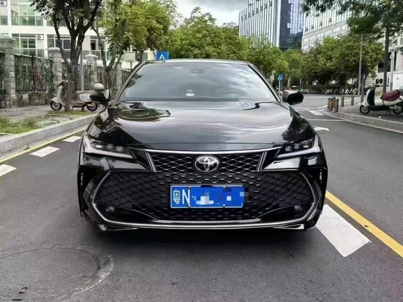 深圳23年丰田亚洲龙1