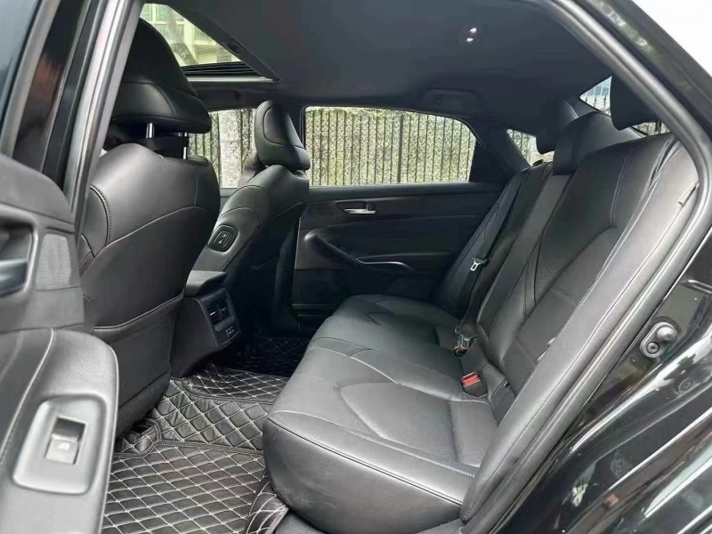 深圳23年丰田亚洲龙6