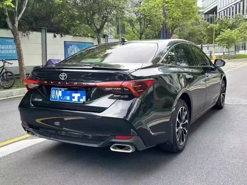 深圳23年丰田亚洲龙8