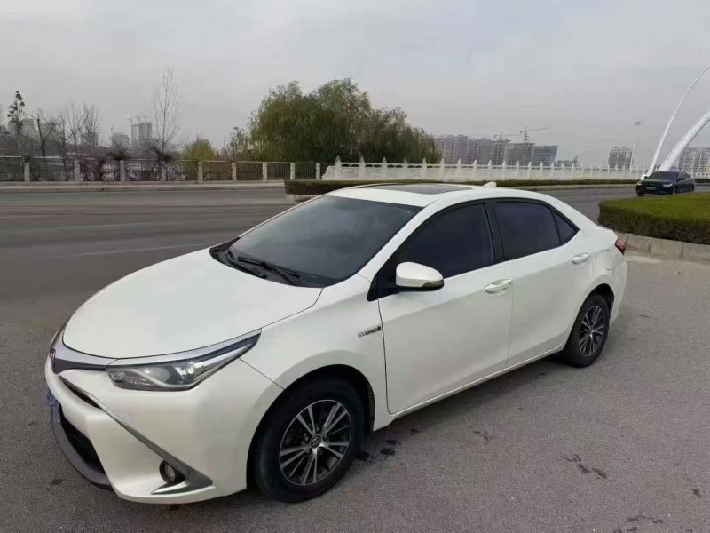 枣庄16年丰田雷凌2