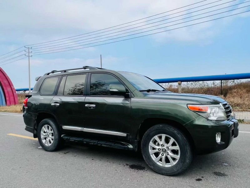 潍坊16年丰田兰德酷路泽3