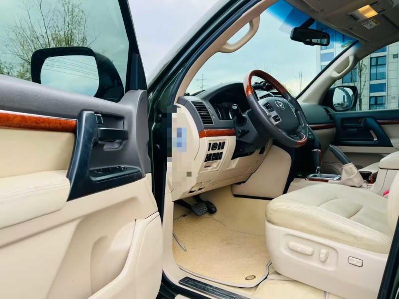 潍坊16年丰田兰德酷路泽4