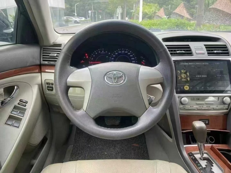 深圳14年丰田凯美瑞6