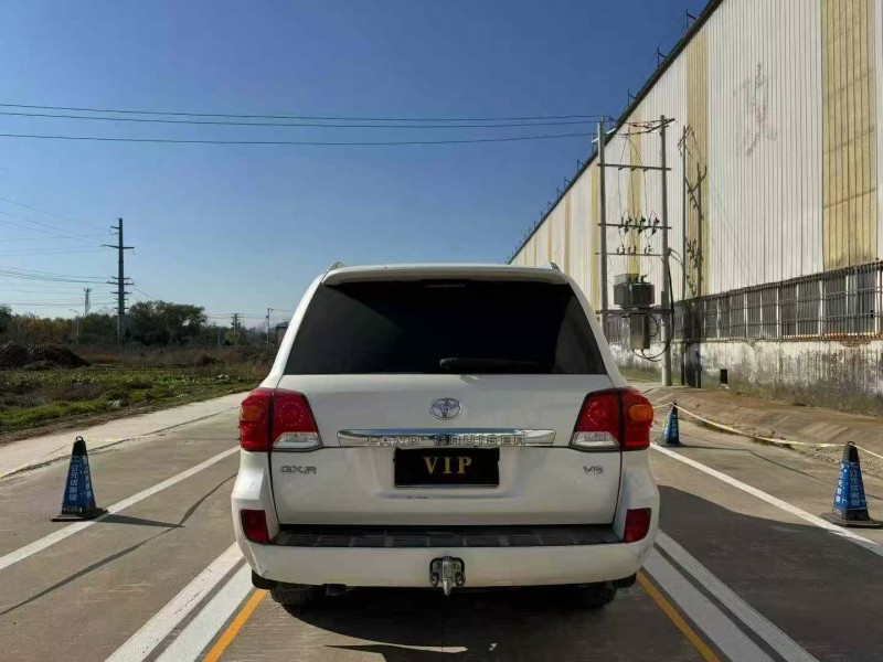 菏泽14年丰田兰德酷路泽9