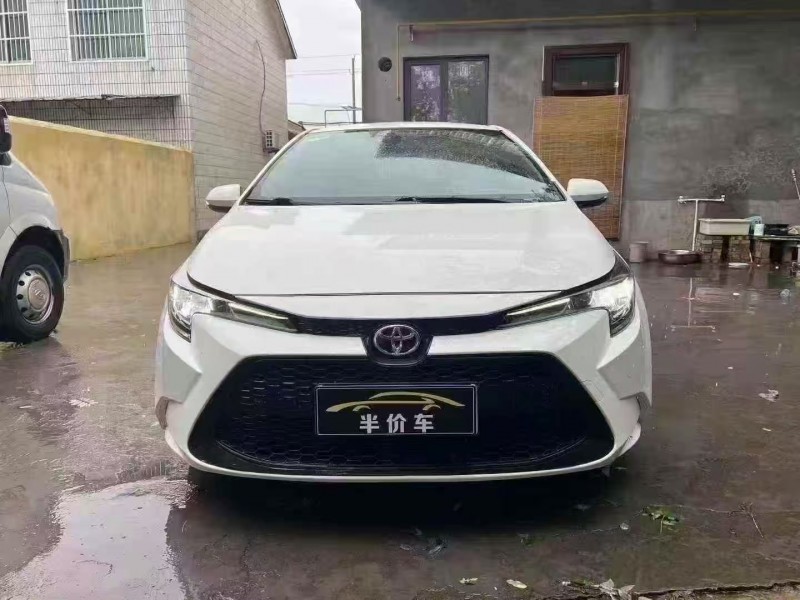 济南22年丰田雷凌1