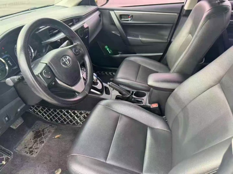 济南16年丰田雷凌8