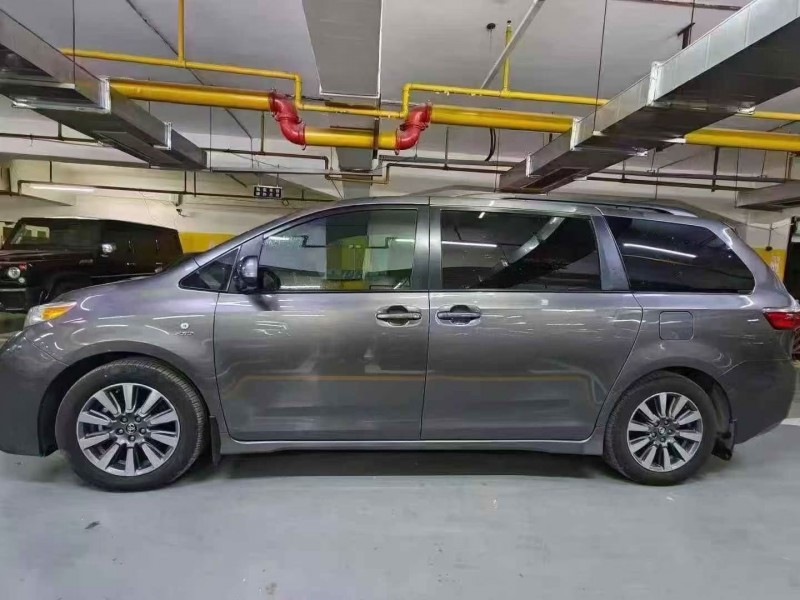 广州20年丰田塞纳3