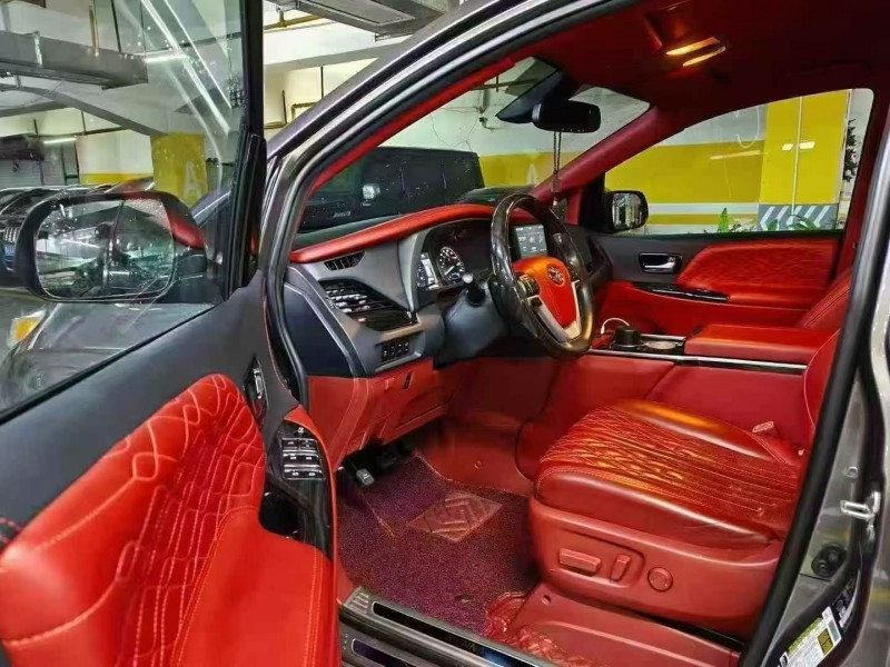 广州20年丰田塞纳4