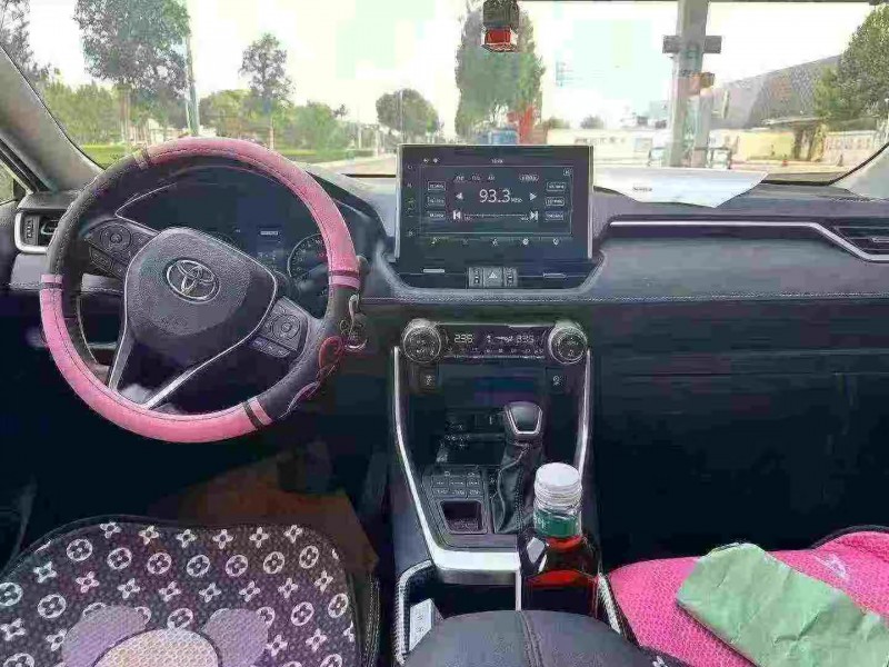 淄博23年丰田威兰达4