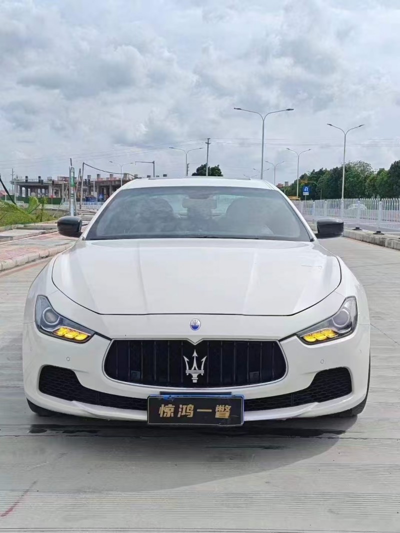 深圳15年玛莎拉蒂Ghibli1