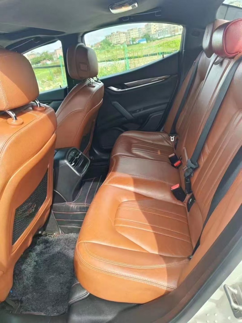 深圳15年玛莎拉蒂Ghibli8