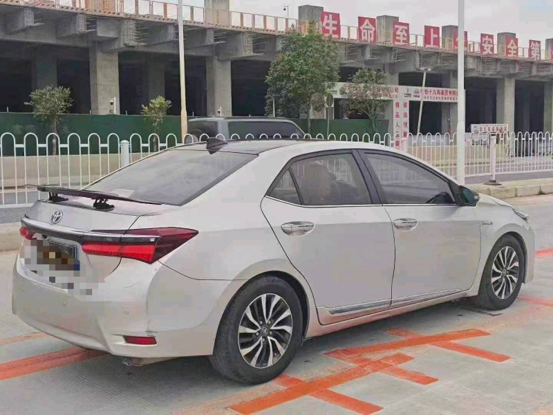 广州16年丰田卡罗拉6