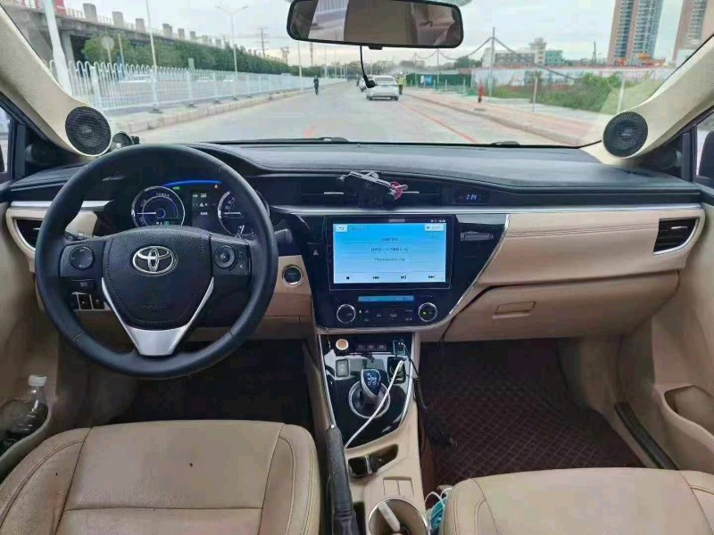 广州16年丰田卡罗拉8