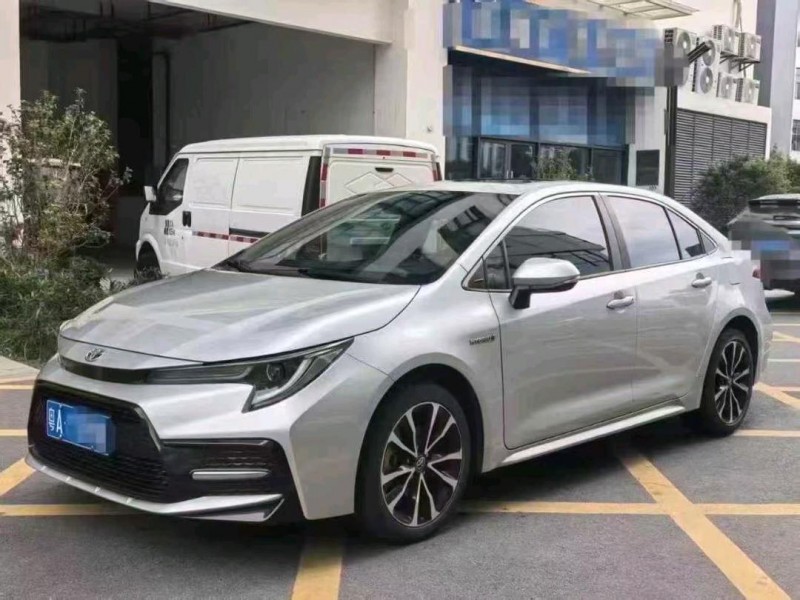 深圳23年丰田雷凌3