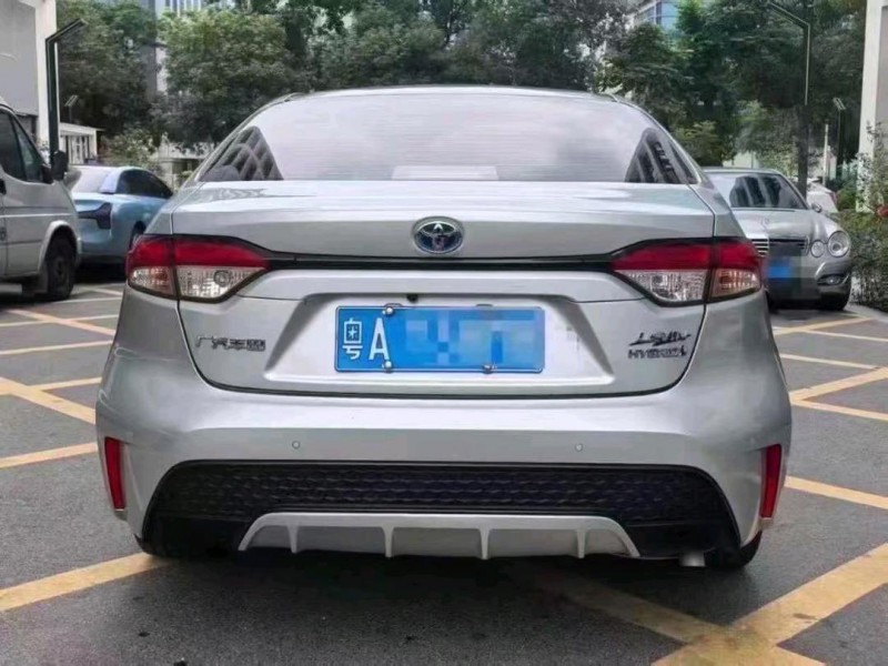 深圳23年丰田雷凌7