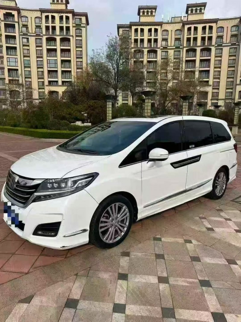 泰安19年本田艾力绅2