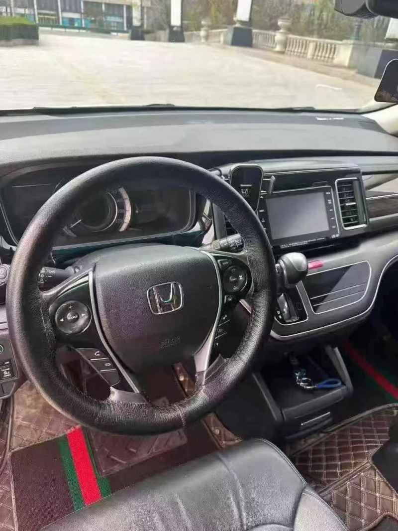 泰安19年本田艾力绅4