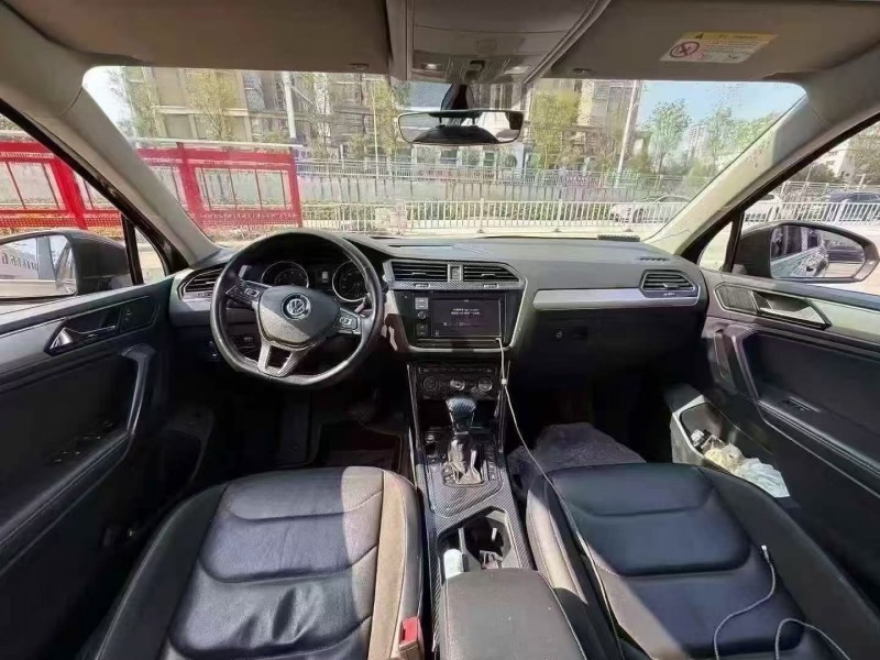 常州19年大众途观5