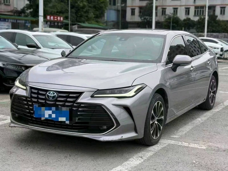 广州22年丰田亚洲龙2