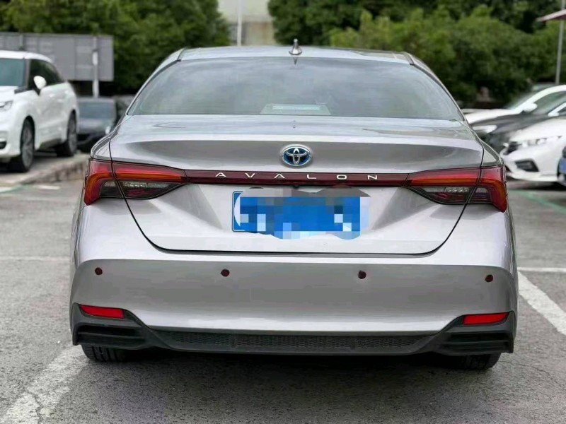 广州22年丰田亚洲龙4