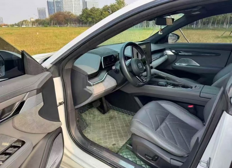 苏州22年极氪汽车0014