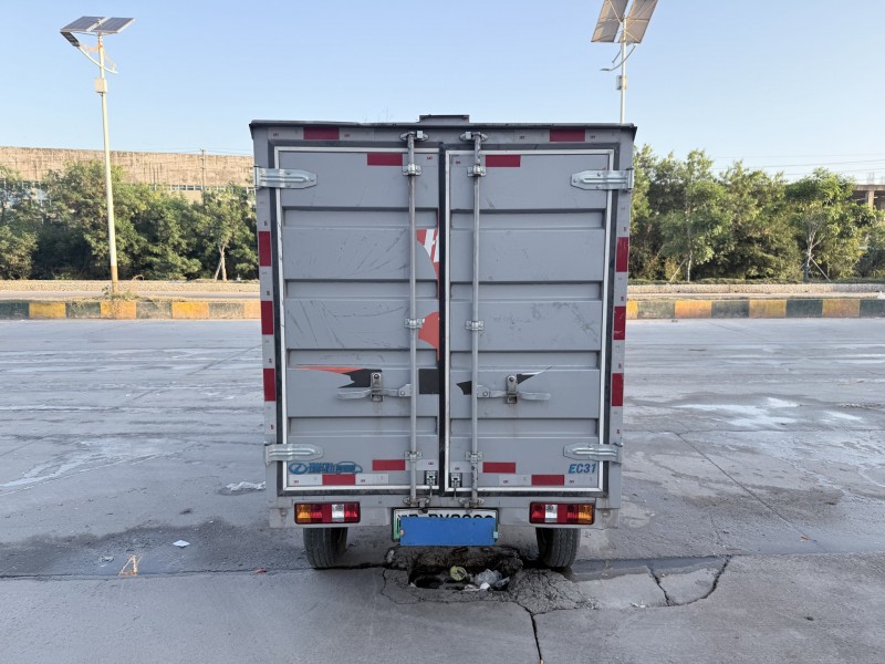 潮州23年瑞驰EC35新能源7