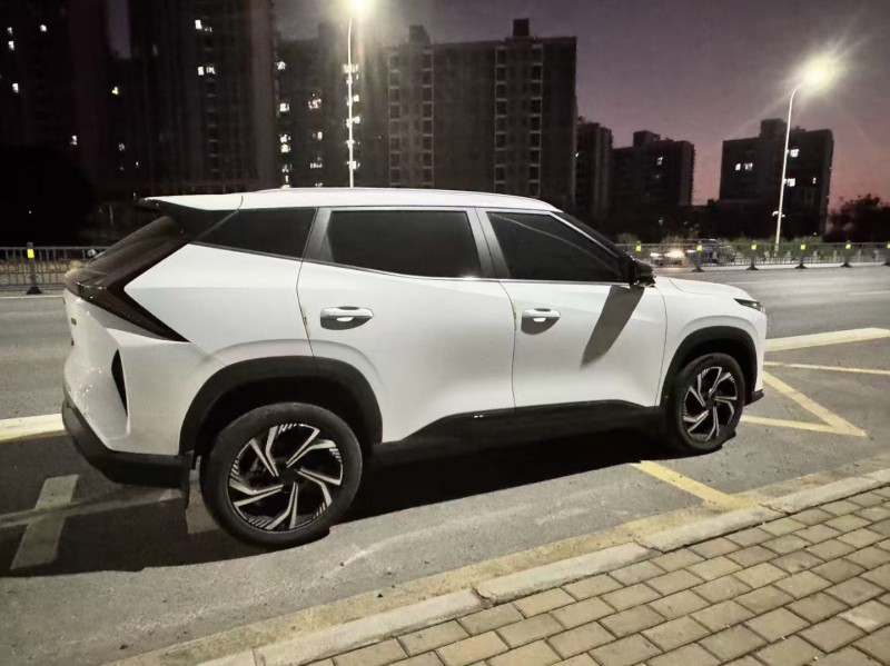 南昌24年吉利博越8