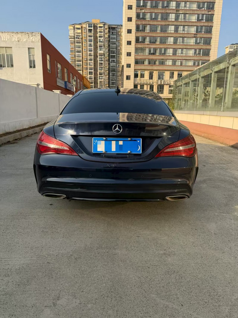 南昌17年奔驰CLA7
