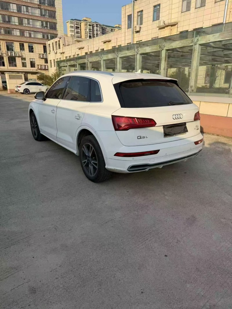 萍乡21年奥迪Q57