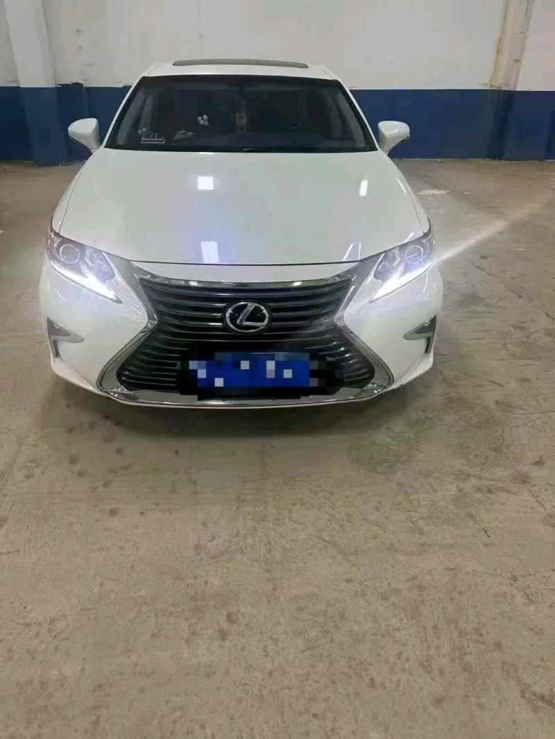 九江17年雷克萨斯ES1