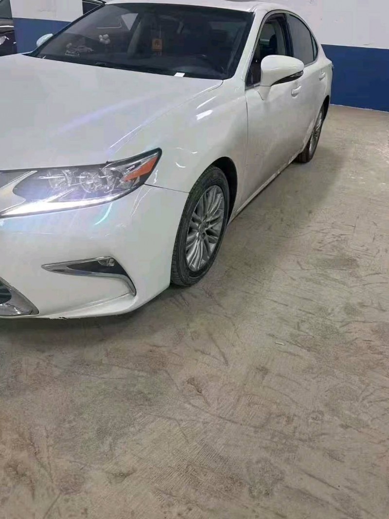 九江17年雷克萨斯ES3