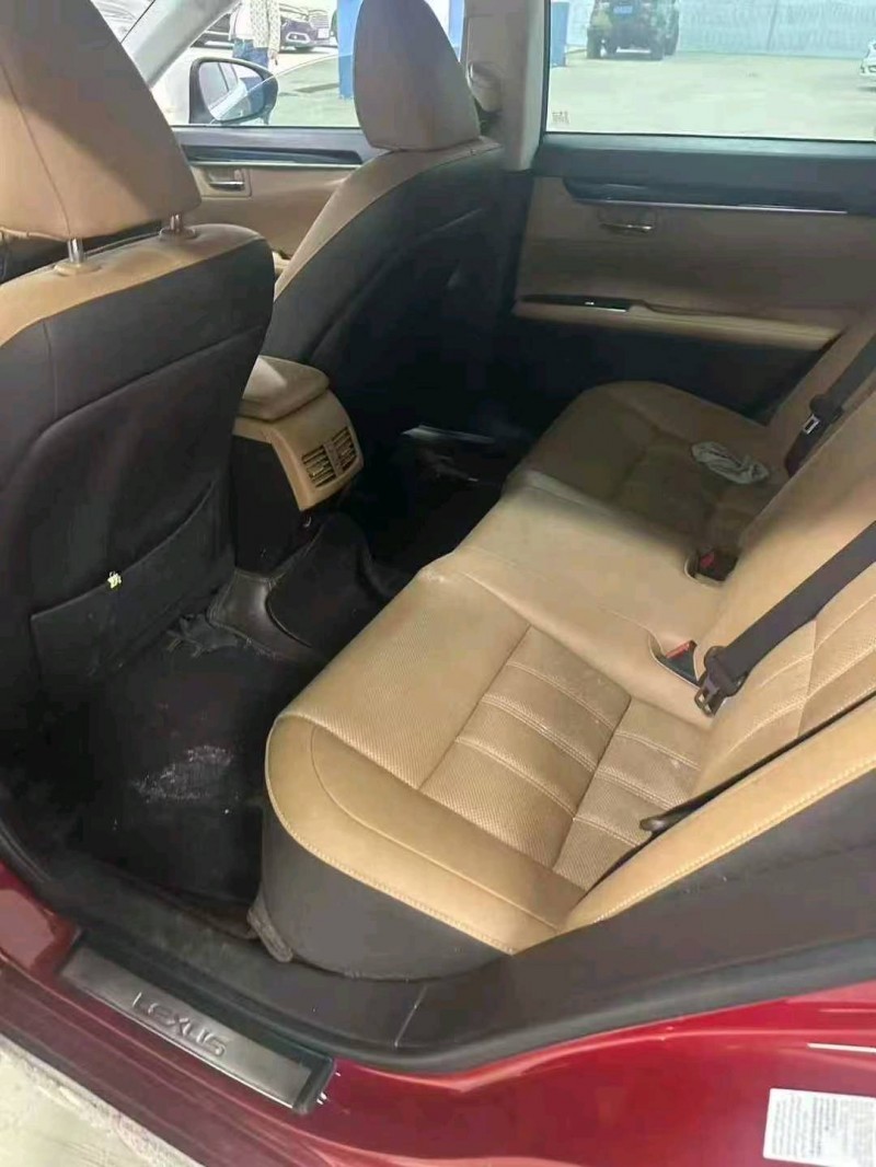 九江17年雷克萨斯ES4