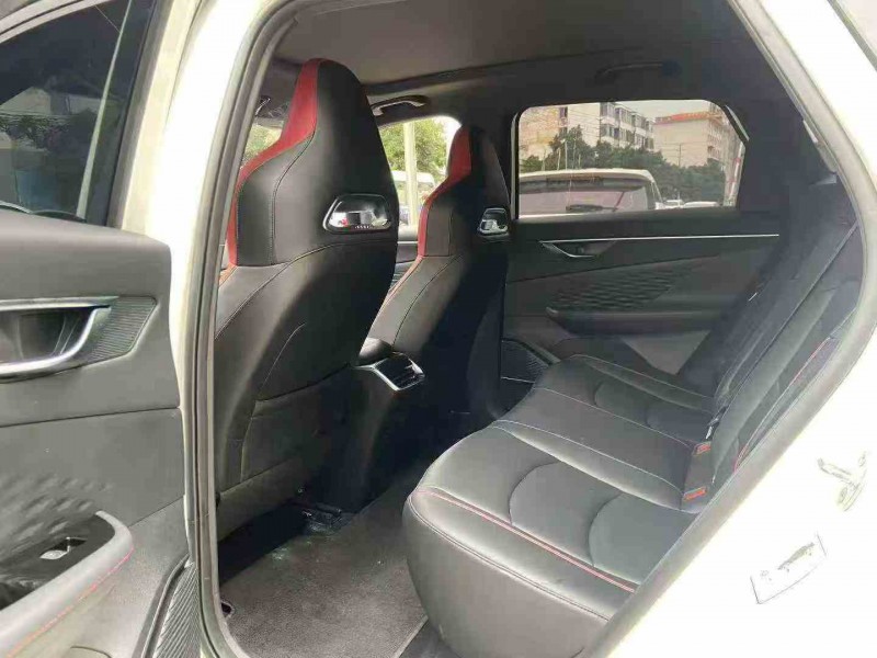 成都25年北京魔方5