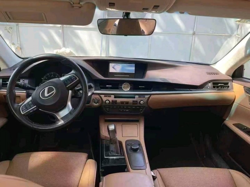 青岛17年雷克萨斯ES4