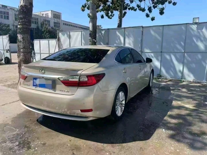 青岛17年雷克萨斯ES9