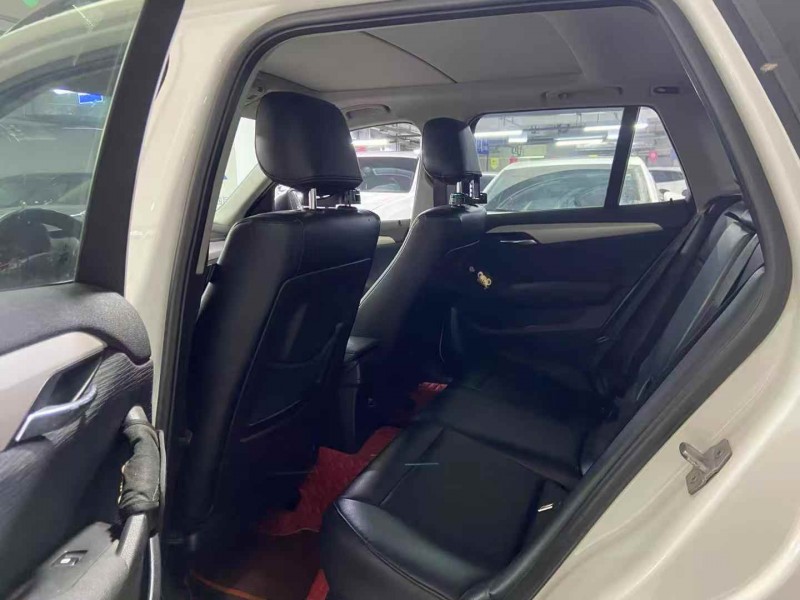 成都14年宝马X15