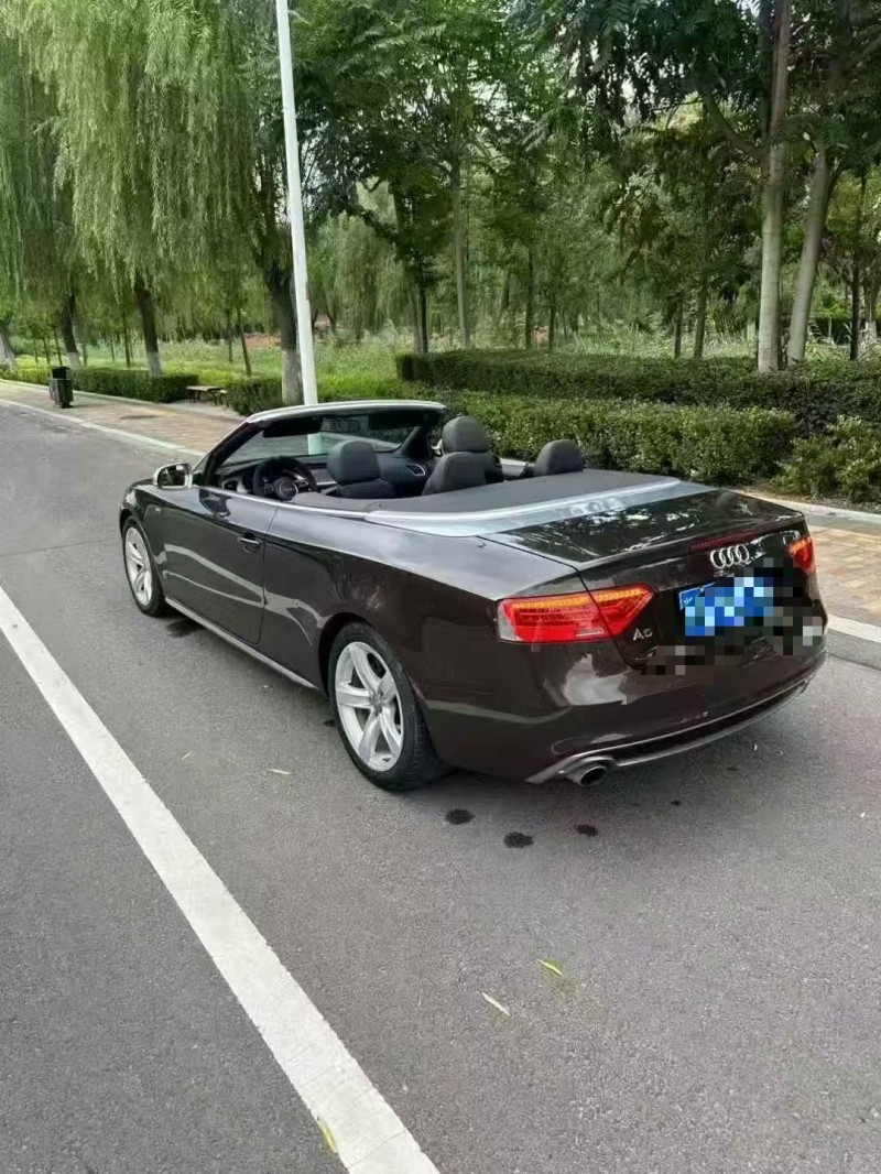 济宁16年奥迪A58