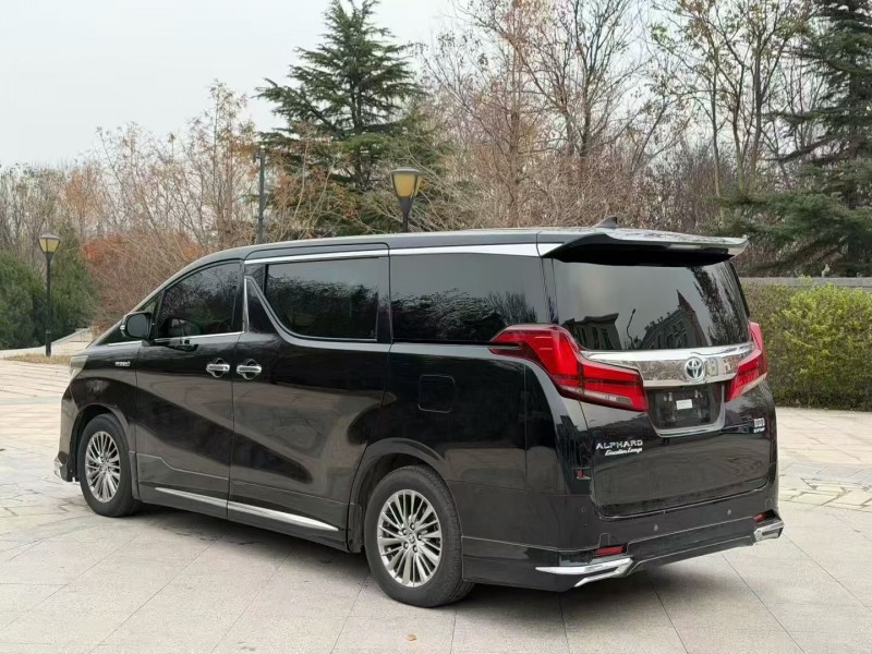 青岛23年丰田埃尔法7