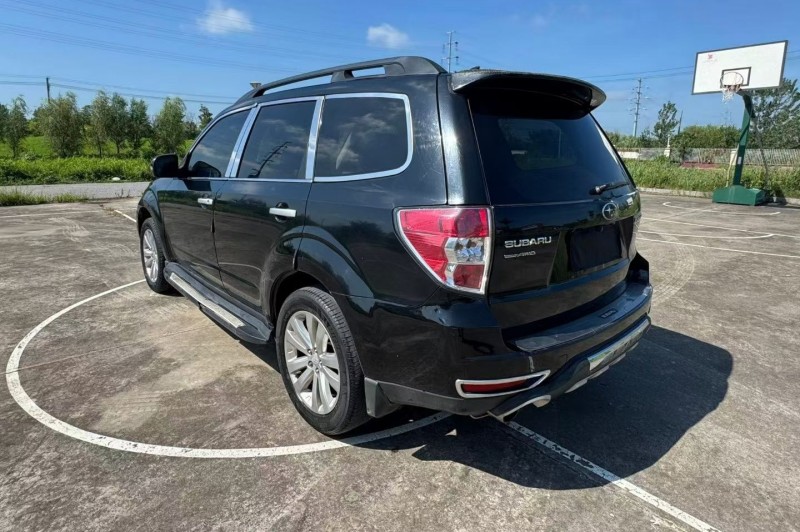 盐城13年斯巴鲁森林人9